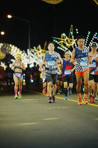 BIB: 40928, 00000, 40010, 4506, 20215
                            <button type="button" onclick="openModal(22869461)" class="btn btn-primary btn-sm float-right btn-popup" data-toggle="modal" data-target=".modal-high-quality">
                        <i class="fas fa-shopping-cart"></i> Add to Cart
                    </button>
                                            <button type="button" onclick="isThisMe(22869461, true)" class="btn btn-success btn-sm float-right btn-popup btn-isme hidden" data-toggle="tooltip" data-placement="bottom" title="นี่คือรูปของคุณใช่ไหม คลิกที่นี่เพื่อเอาเข้าอัลบั้ม">
                        <i class="fas fa-plus"></i> Add to album
                    </button>
                    <button type="button" onclick="isThisMe(22869461, false)" class="btn btn-warning btn-sm float-right btn-popup btn-isnotme hidden">
                        <i class="fas fa-ban"></i> Remove from album
                    </button>